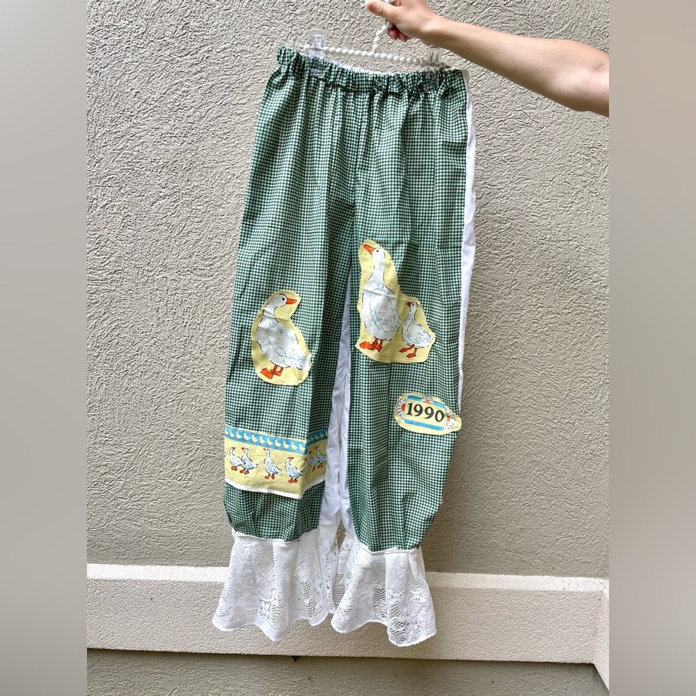 Farmhouse/cottagecore geese patch gingham pantaloon lace hem pants